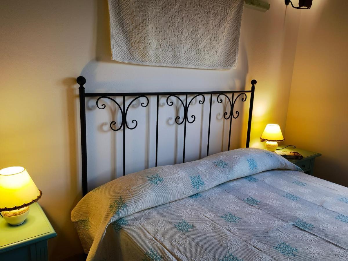 La Corte Degli Ulivi - Albergo Rurale Tresnuraghes Exteriér fotografie