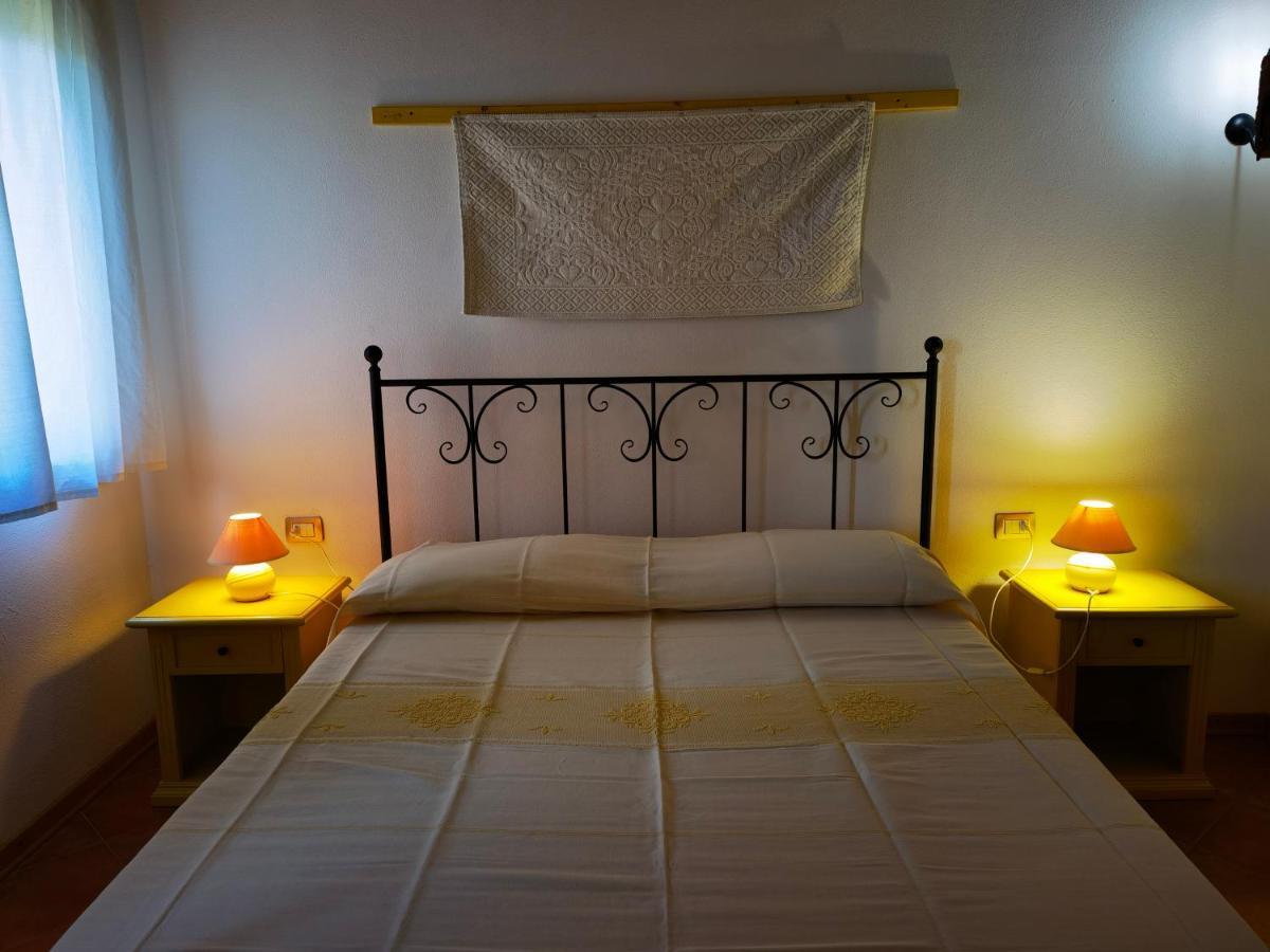 La Corte Degli Ulivi - Albergo Rurale Tresnuraghes Exteriér fotografie
